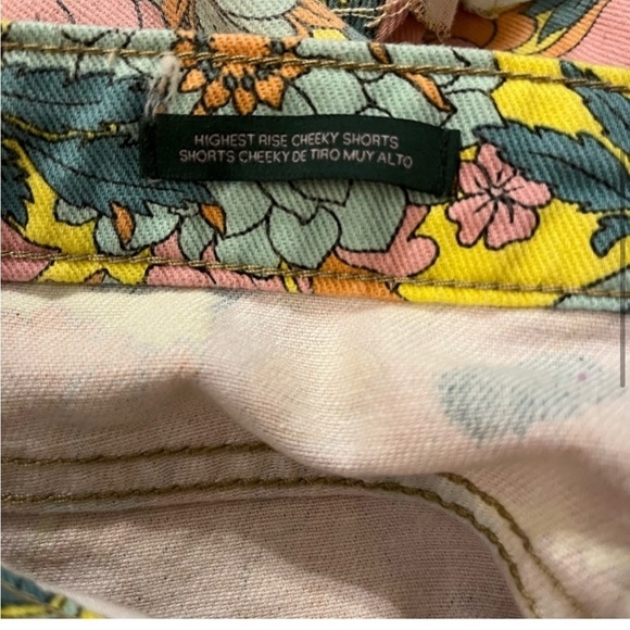 𝅺wild fable plus Women's Super-High Rise Cheeky Jean Shorts multicolor floral - Picture 5 of 6